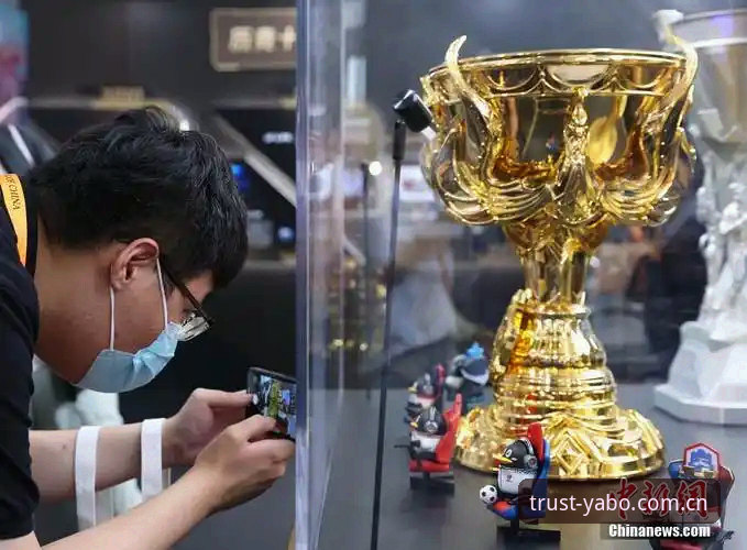 亚博手机客户端 亚博体育平台全面评测:从手机客户端到多端体验的深度观察
